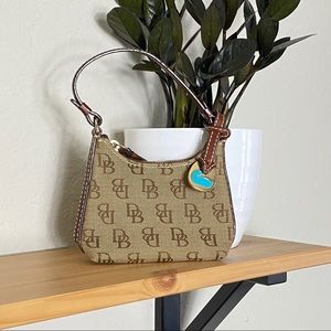 NWOT Mini Dooney and Bourke Purse